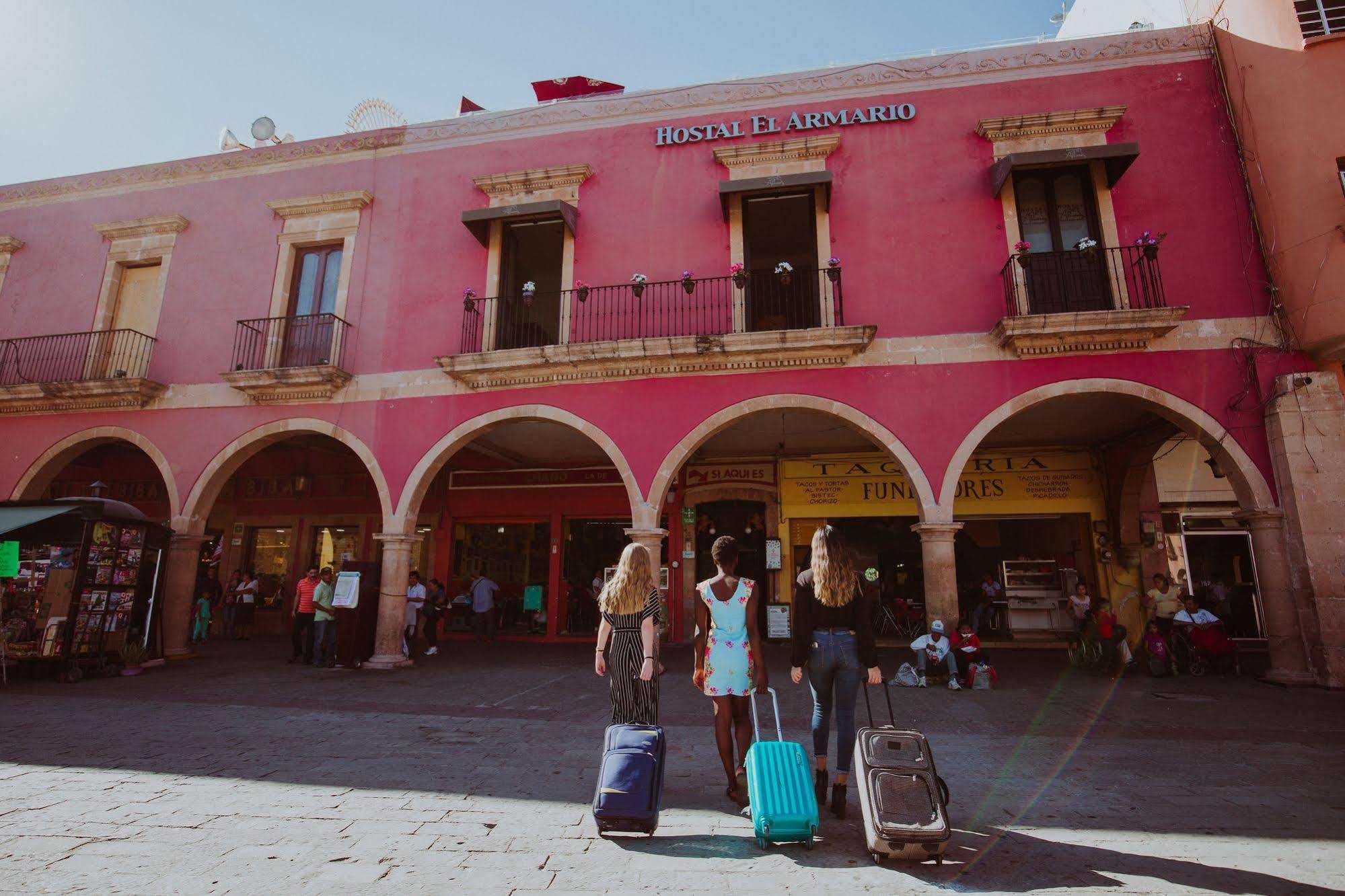 Hostal El Armario León Esterno foto